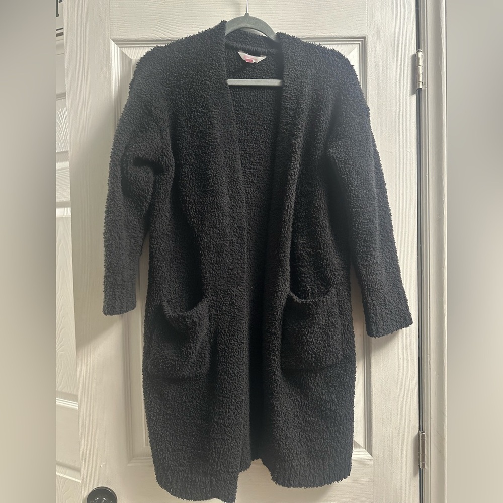 No Boundaires Fuzzy Cardigan L (11-13)
open front cardigan with front pockets